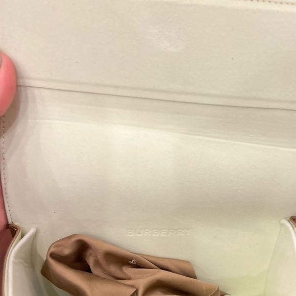 BURBERRY Sunglasses CASE - Picture 3 of 4